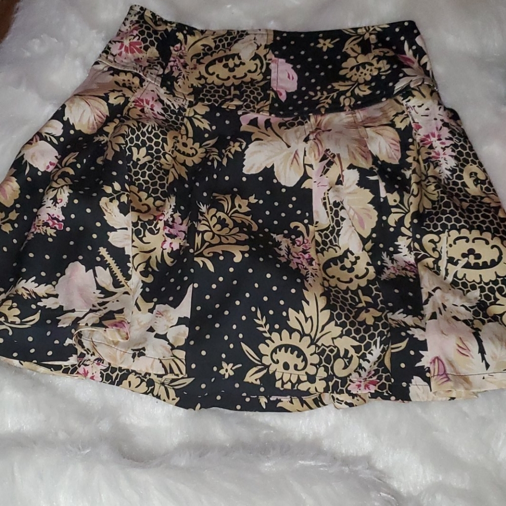 Free people Size XS Flowy Floral Skirt